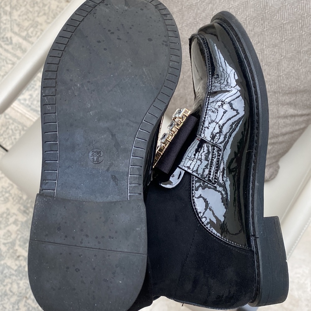 Boots - Picture 3 of 3